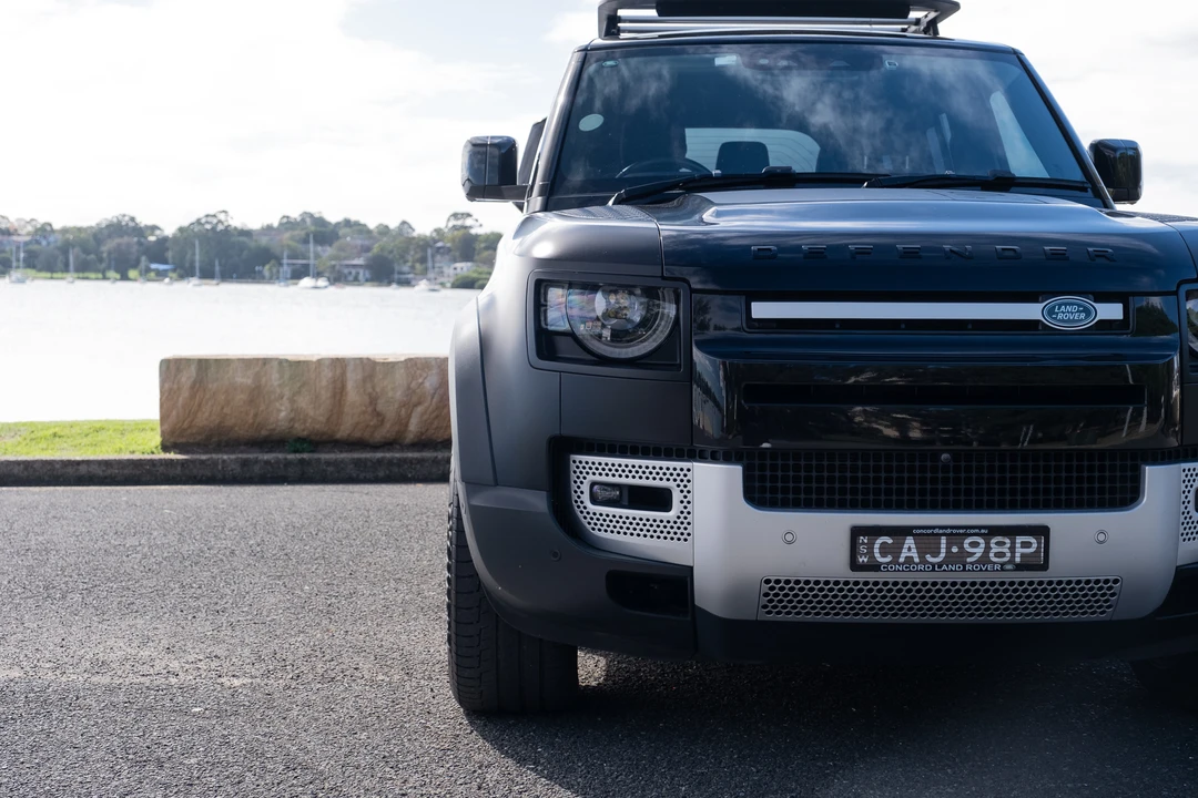2020 Land Rover Defender L663 - Image 14 of 31