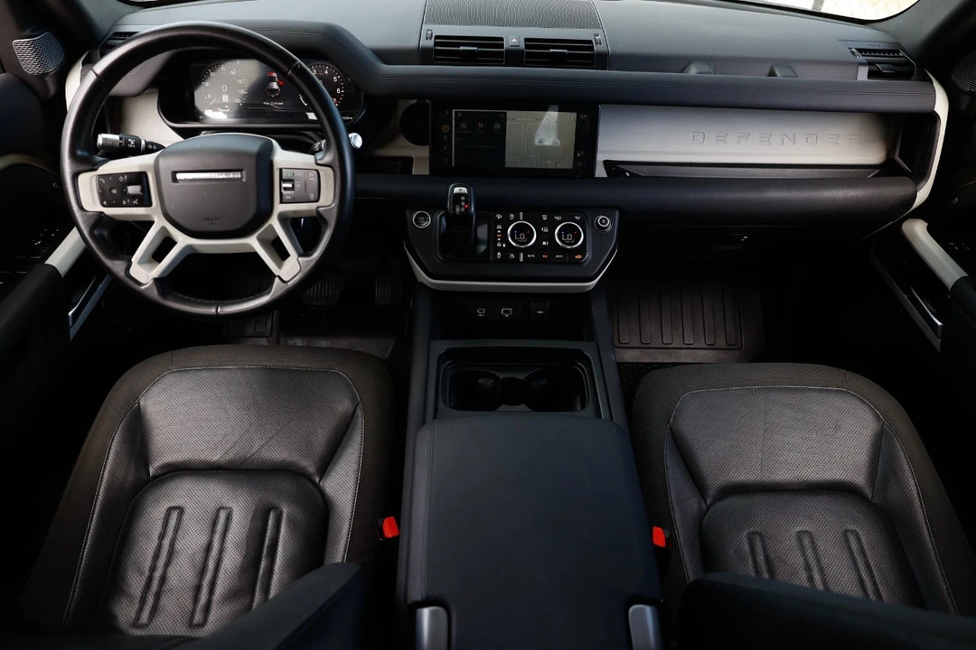 2020 Land Rover Defender 110 - Image 2 of 12