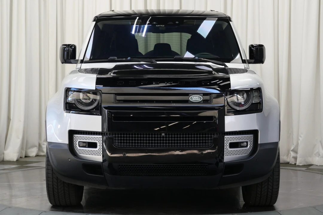 2020 Land Rover Defender 110 - Image 4 of 12