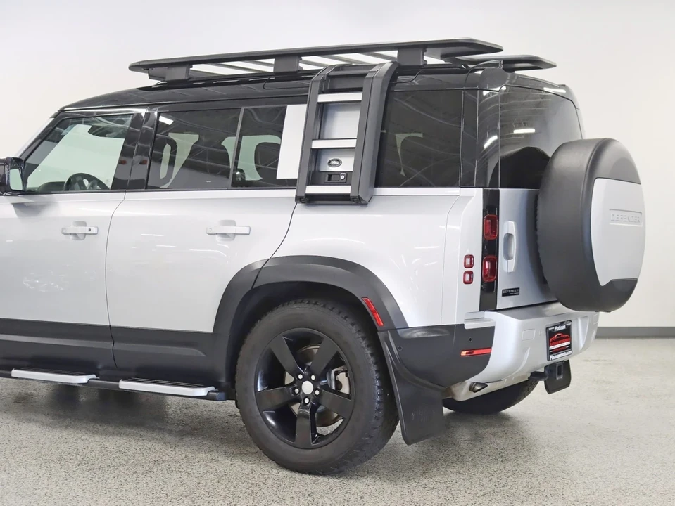 2020 Land Rover Defender 110 - Image 10 of 21