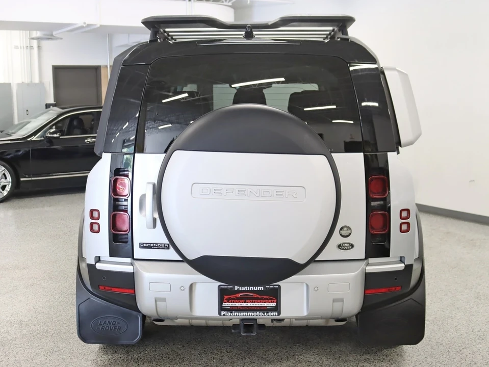 2020 Land Rover Defender 110 - Image 13 of 21
