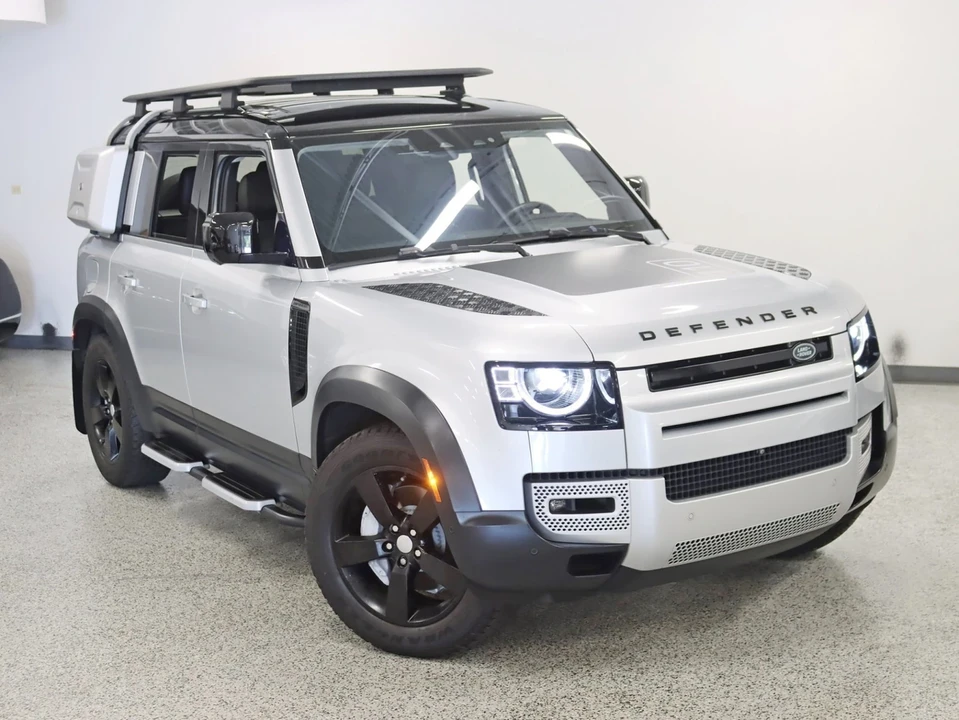 2020 Land Rover Defender 110 - Image 5 of 21