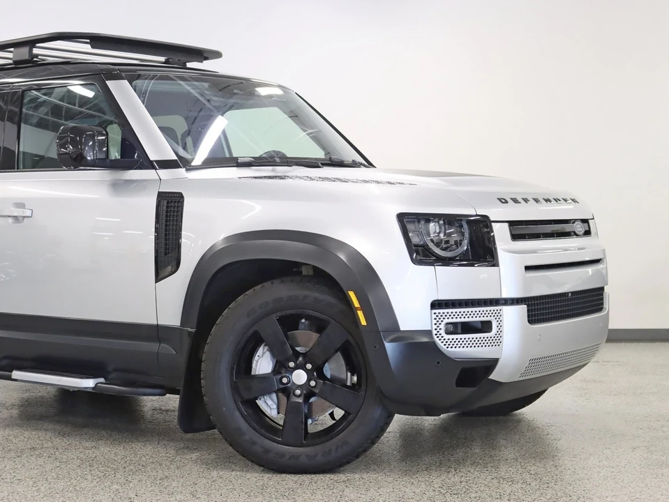 2020 Land Rover Defender 110 - Image 2 of 21