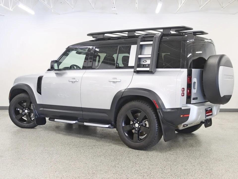 2020 Land Rover Defender 110 - Image 9 of 21