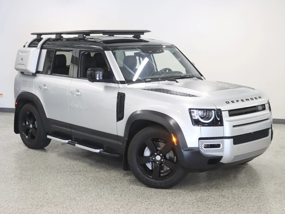 2020 Land Rover Defender 110 - Image 7 of 21