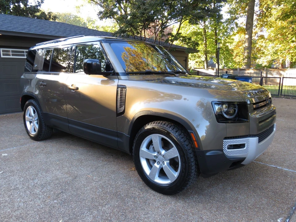 2020 Land Rover Defender 110 - Image 3 of 12