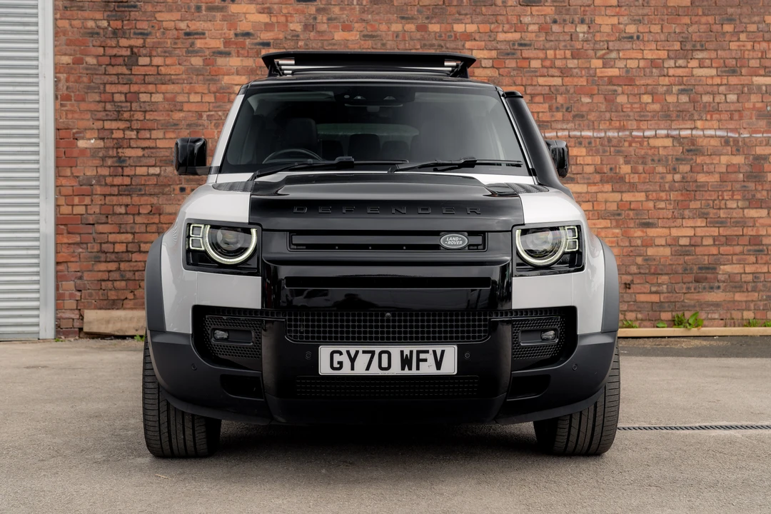 2020 Land Rover Defender L663 - Image 3 of 31