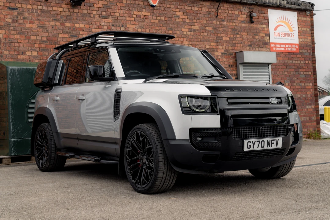 2020 Land Rover Defender L663 - Image 10 of 31