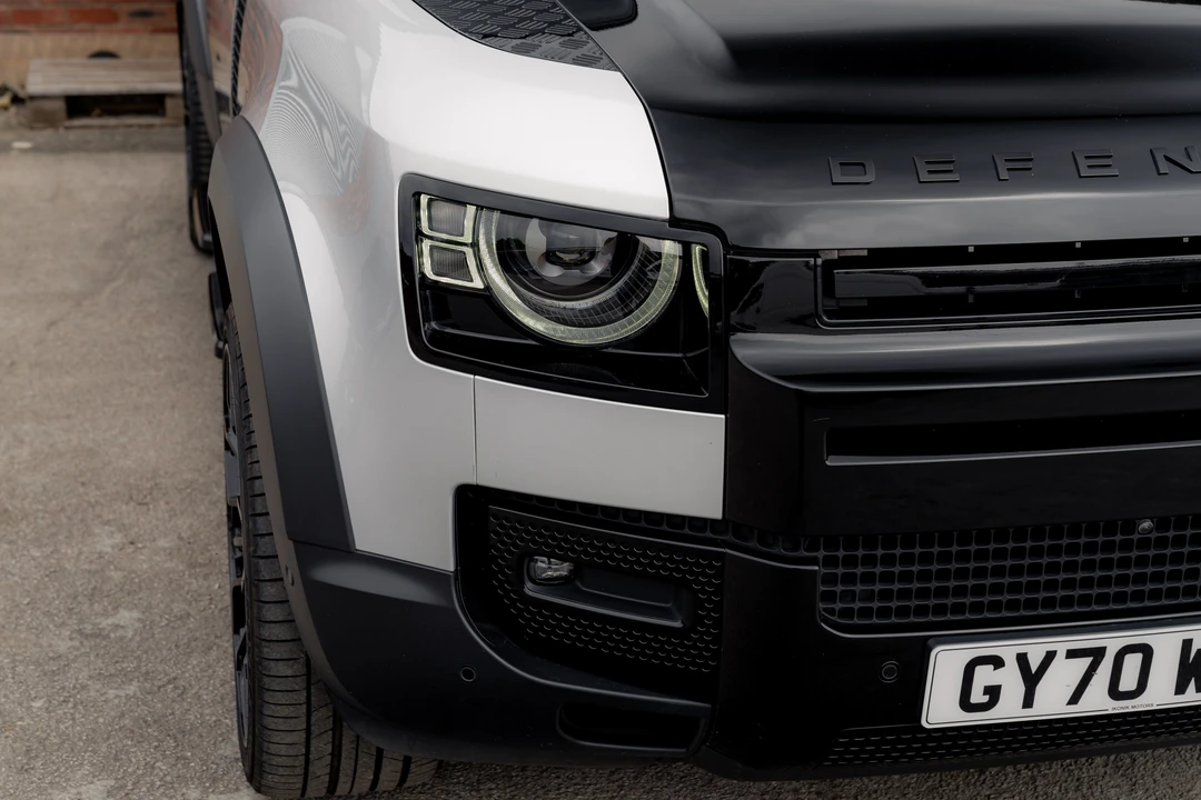 2020 Land Rover Defender L663 - Image 21 of 31