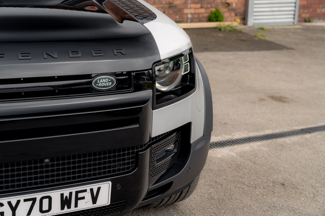 2020 Land Rover Defender L663 - Image 22 of 31