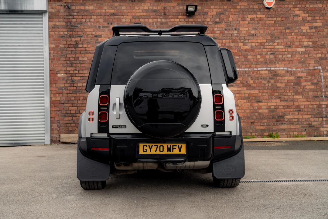 2020 Land Rover Defender L663 - Image 14 of 31