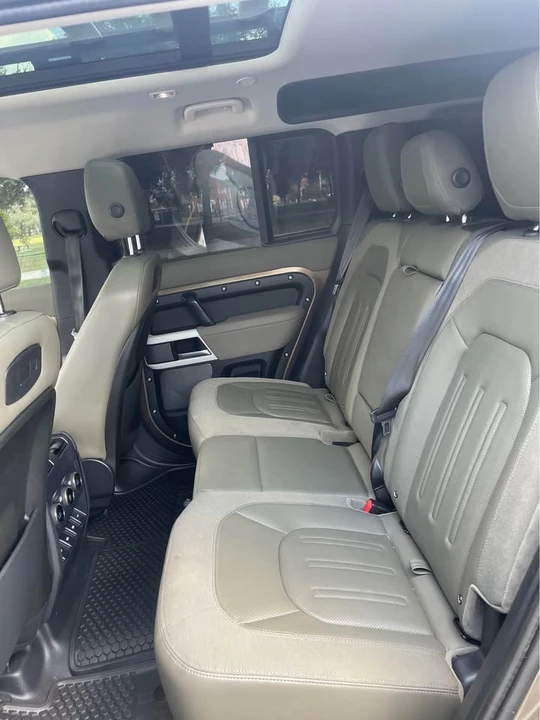 2020 Land Rover Defender L663 - Image 15 of 19