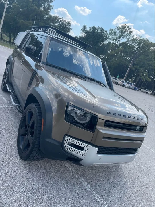 2020 Land Rover Defender L663 - Image 3 of 19