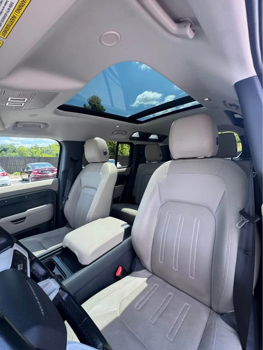 2020 Land Rover Defender L663 - Image 7 of 9