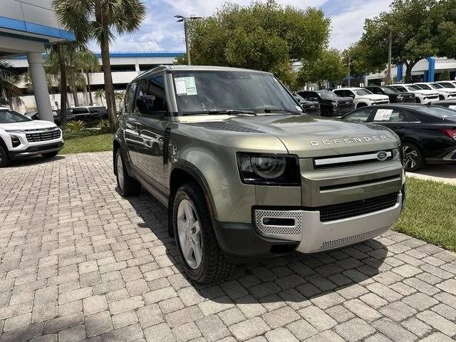 2020 Land Rover Defender L663 - Image 17 of 20