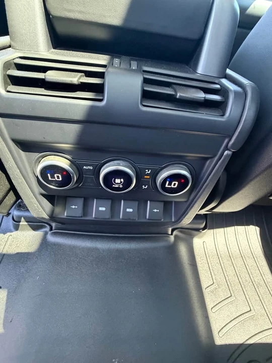 2020 Land Rover Defender L663 - Image 16 of 20