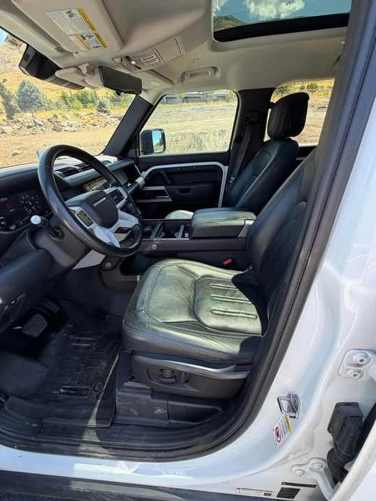 2020 Land Rover Defender L663 - Image 19 of 20