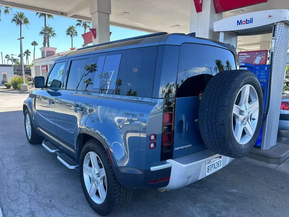 2020 Land Rover Defender L663 - Image 3 of 9