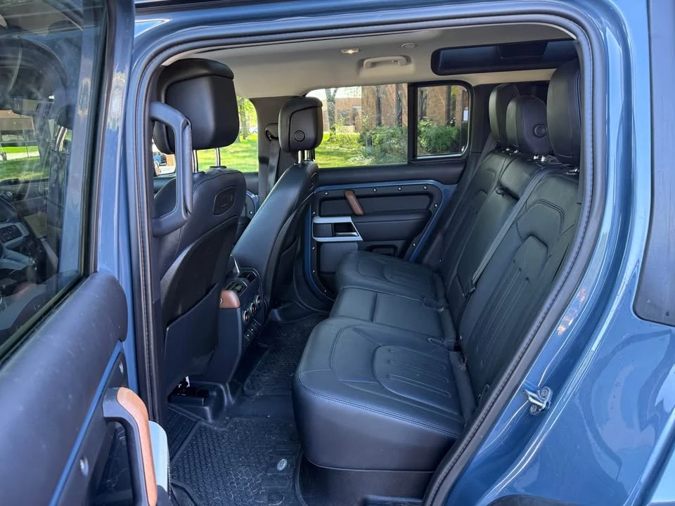 2020 Land Rover Defender L663 - Image 11 of 18