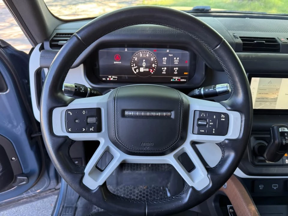 2020 Land Rover Defender L663 - Image 15 of 18
