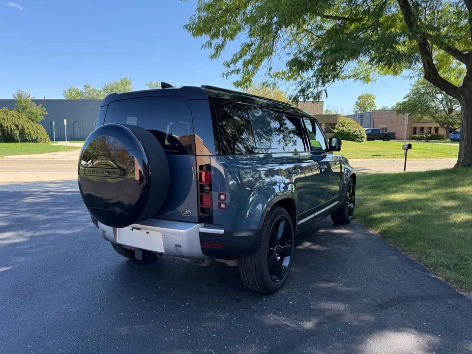 2020 Land Rover Defender L663 - Image 3 of 18