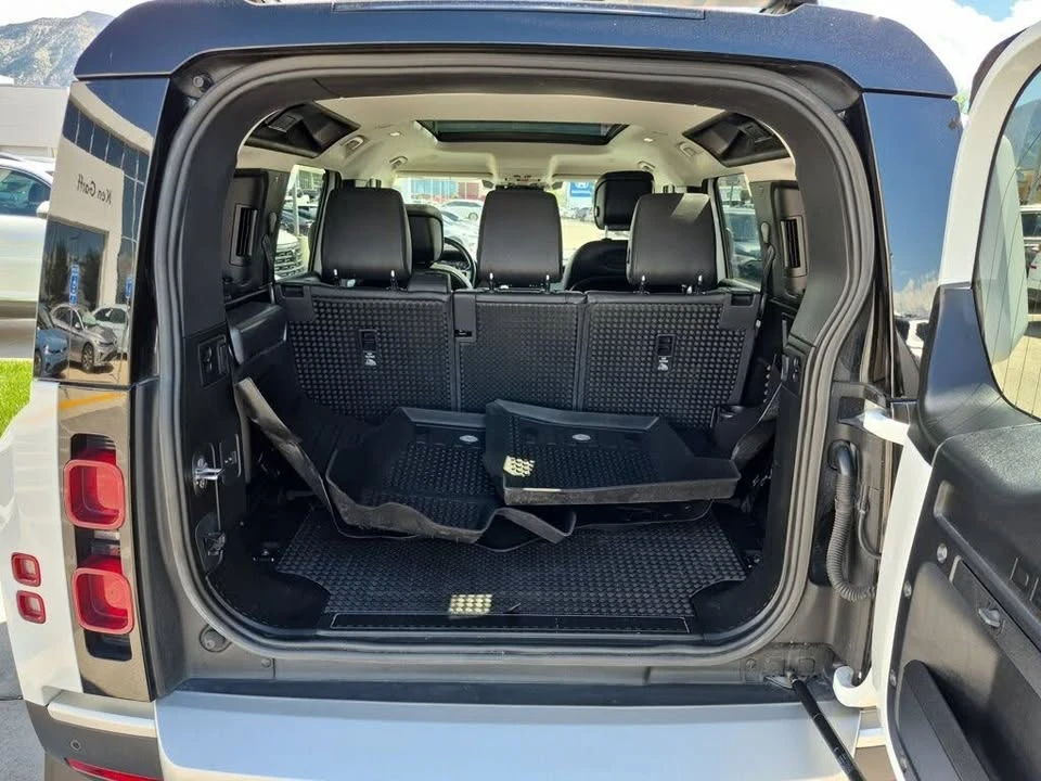 2020 Land Rover Defender L663 - Image 15 of 17