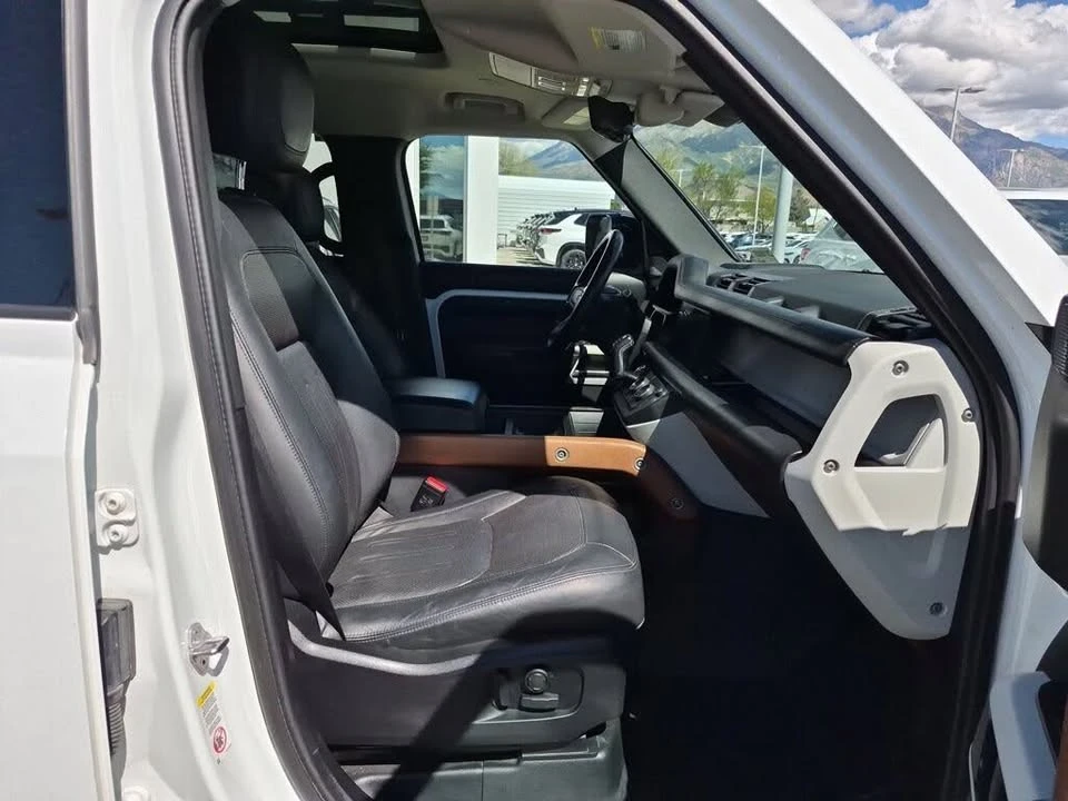 2020 Land Rover Defender L663 - Image 16 of 17
