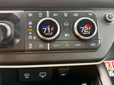 2020 Land Rover Defender L663 - Image 13 of 20