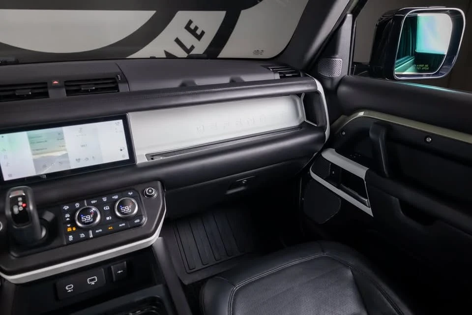 2020 Land Rover Defender L663 - Image 8 of 20