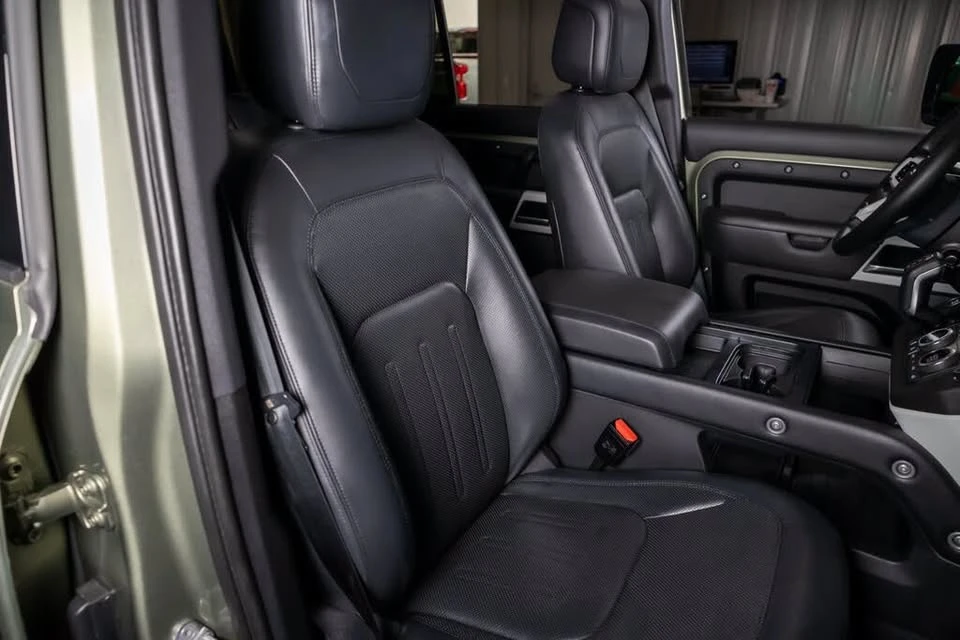 2020 Land Rover Defender L663 - Image 20 of 20