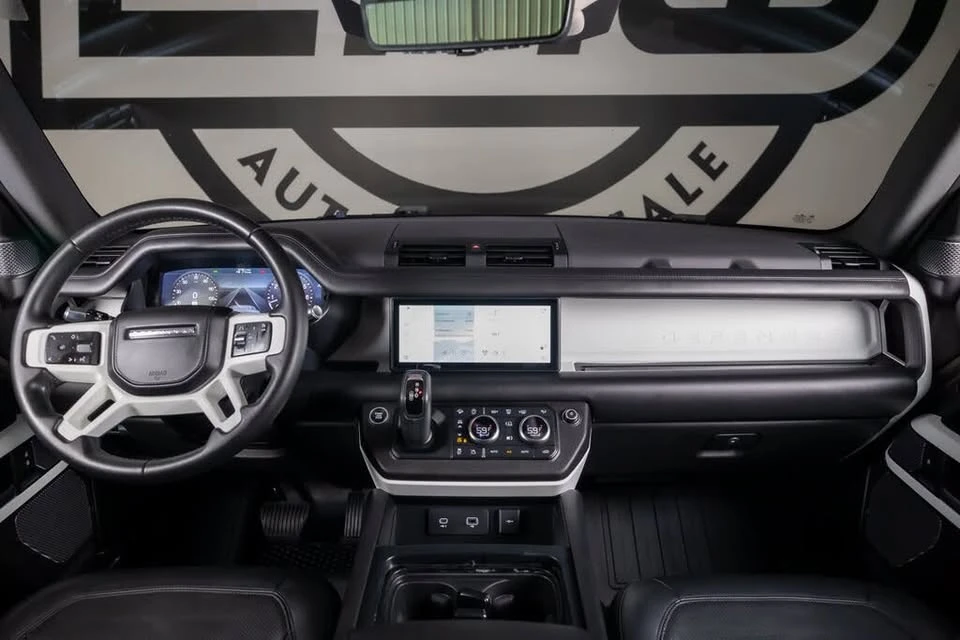 2020 Land Rover Defender L663 - Image 3 of 20