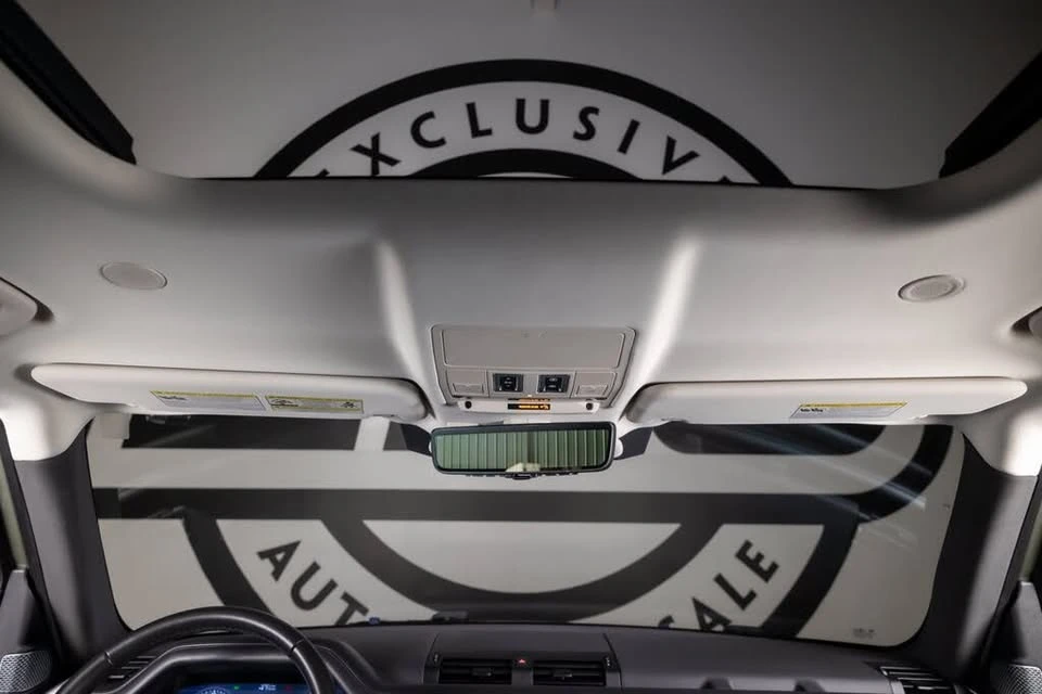 2020 Land Rover Defender L663 - Image 10 of 20