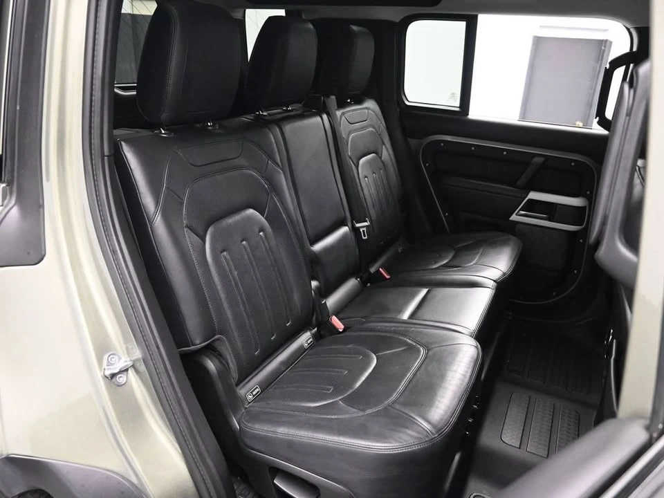 2020 Land Rover Defender L663 - Image 17 of 19