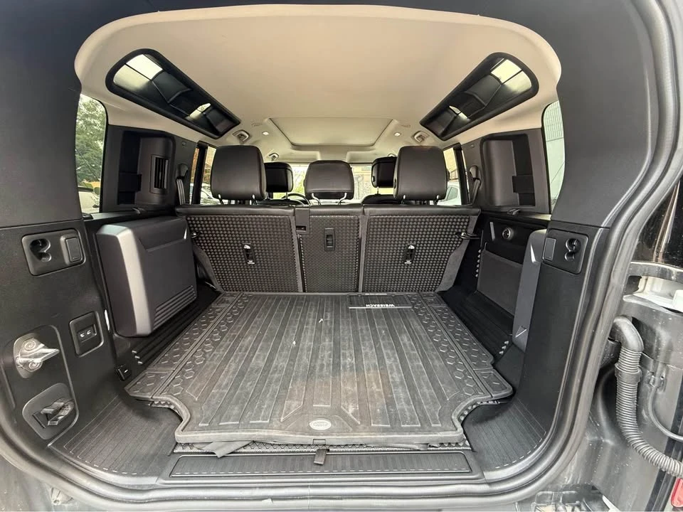 2020 Land Rover Defender L663 - Image 13 of 15