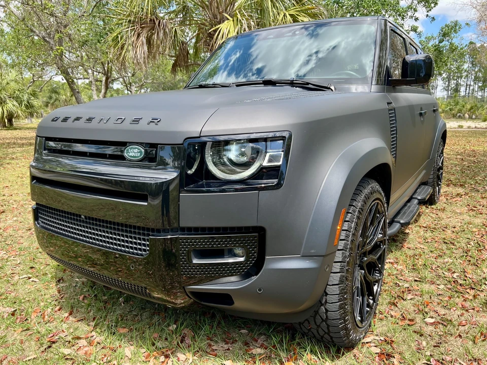 2020 Land Rover Defender 110 - Image 3 of 21