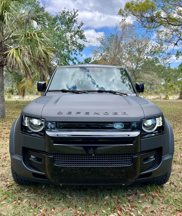 2020 Land Rover Defender 110 - Image 4 of 21
