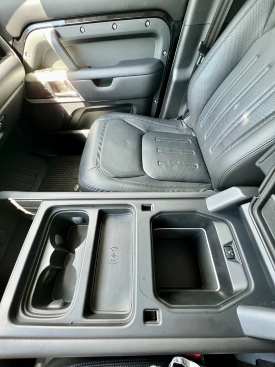 2020 Land Rover Defender 110 - Image 13 of 21