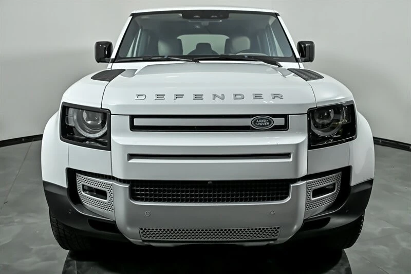 2020 Land Rover Defender L663 - Image 4 of 31
