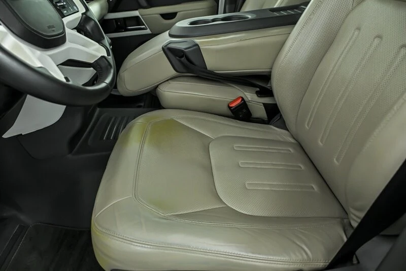 2020 Land Rover Defender L663 - Image 15 of 31