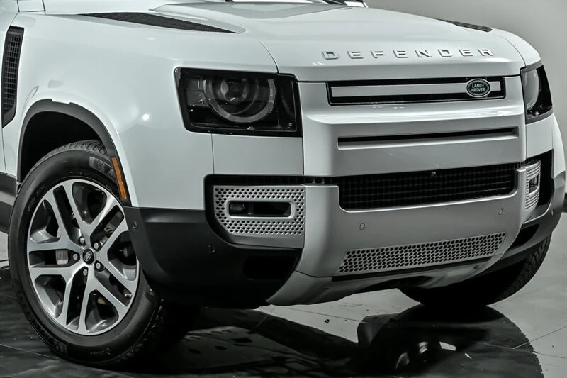 2020 Land Rover Defender L663 - Image 2 of 31