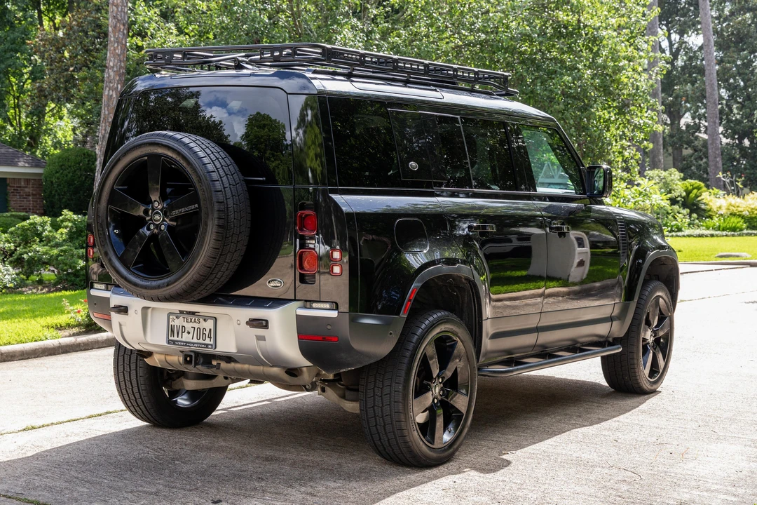 2020 Land Rover Defender L663 - Image 8 of 31