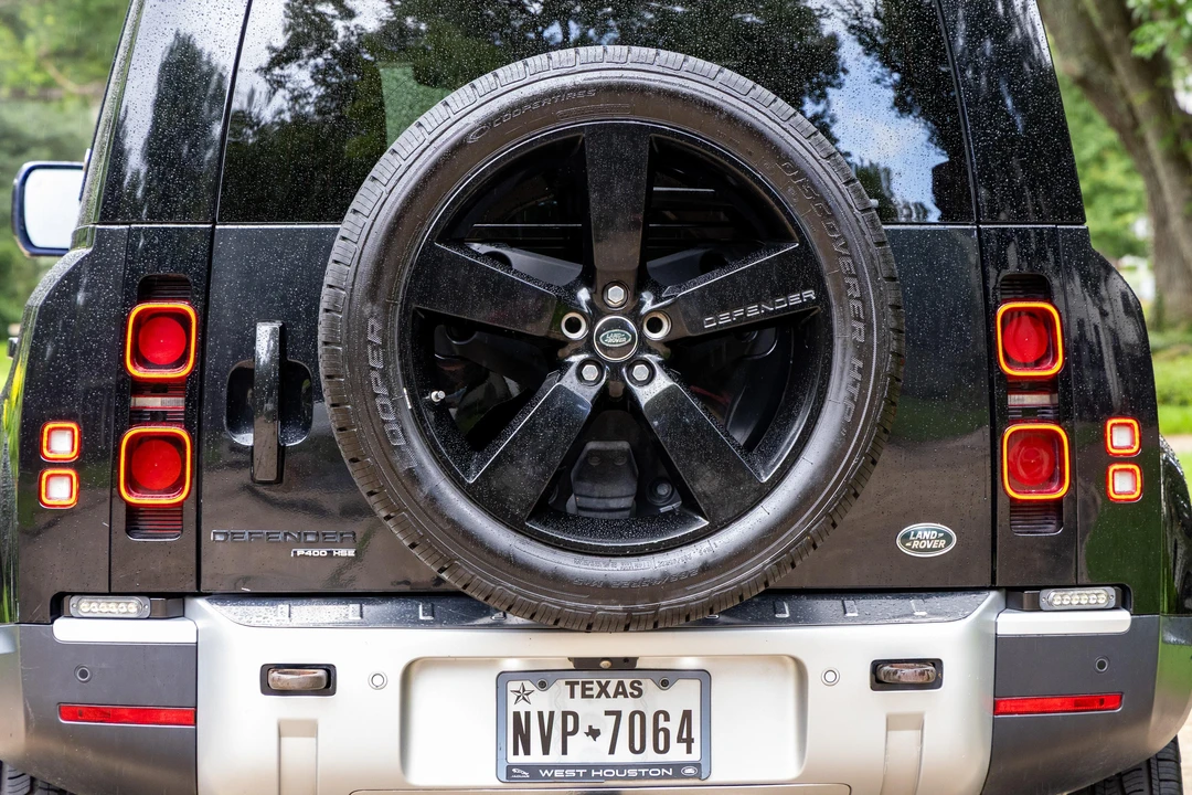 2020 Land Rover Defender L663 - Image 25 of 31