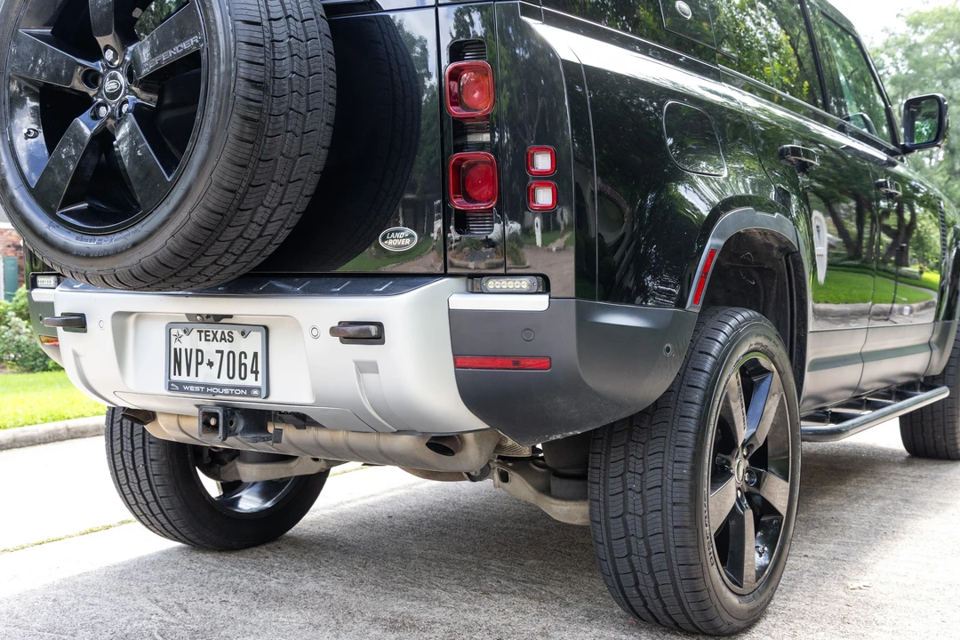 2020 Land Rover Defender L663 - Image 27 of 31