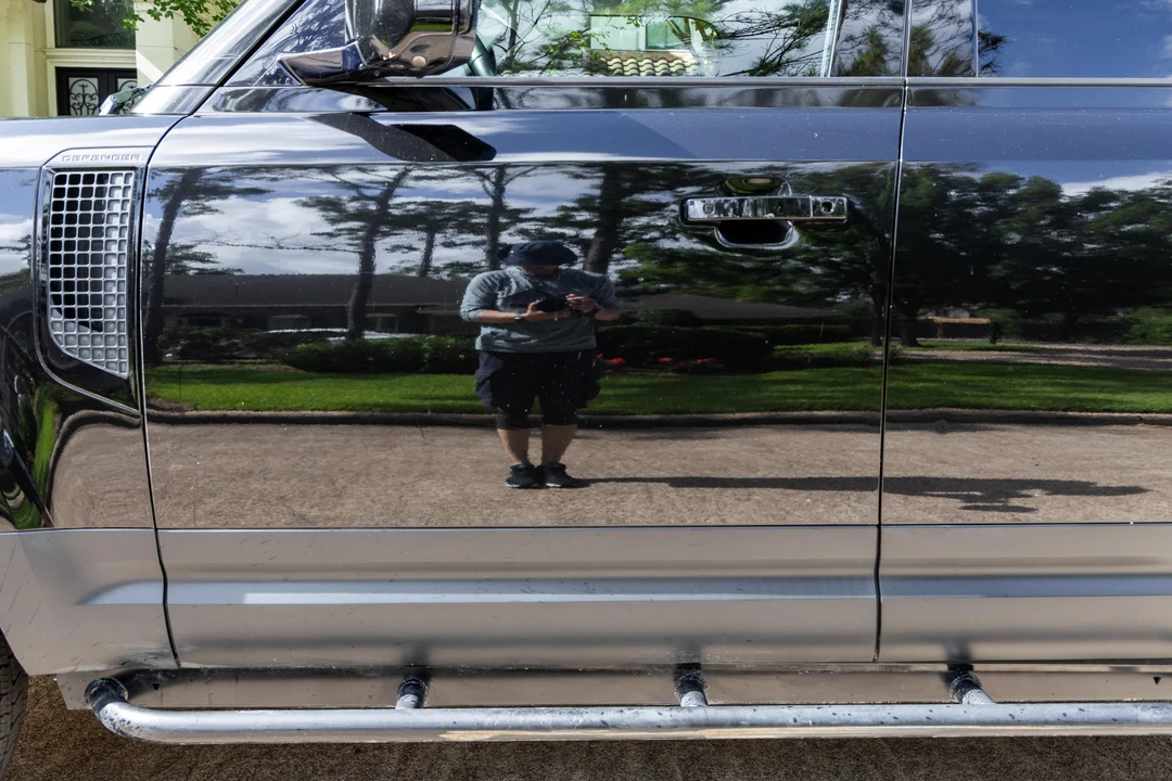 2020 Land Rover Defender L663 - Image 18 of 31