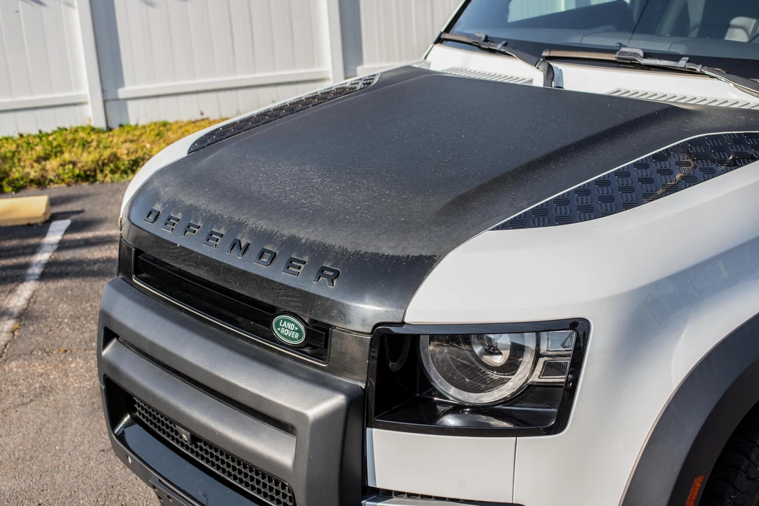 2020 Land Rover Defender L663 - Image 27 of 31