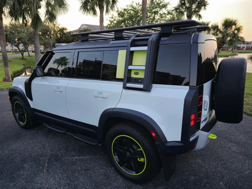 2020 Land Rover Defender L663 - Image 15 of 31