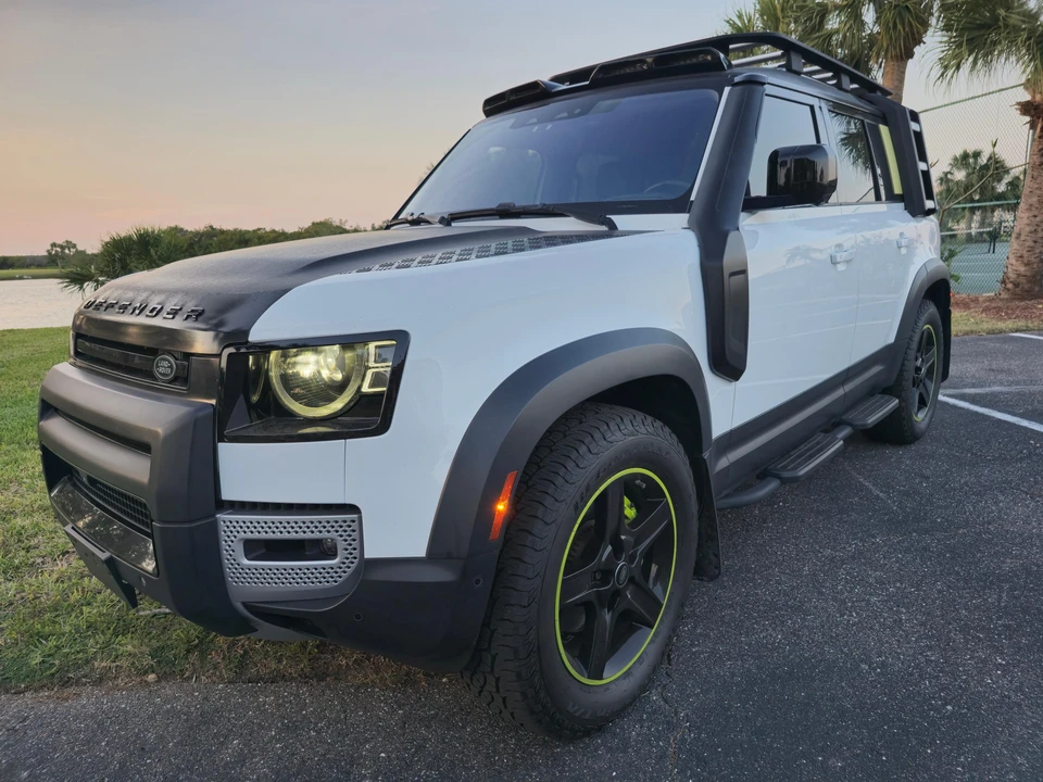 2020 Land Rover Defender L663 - Image 11 of 31