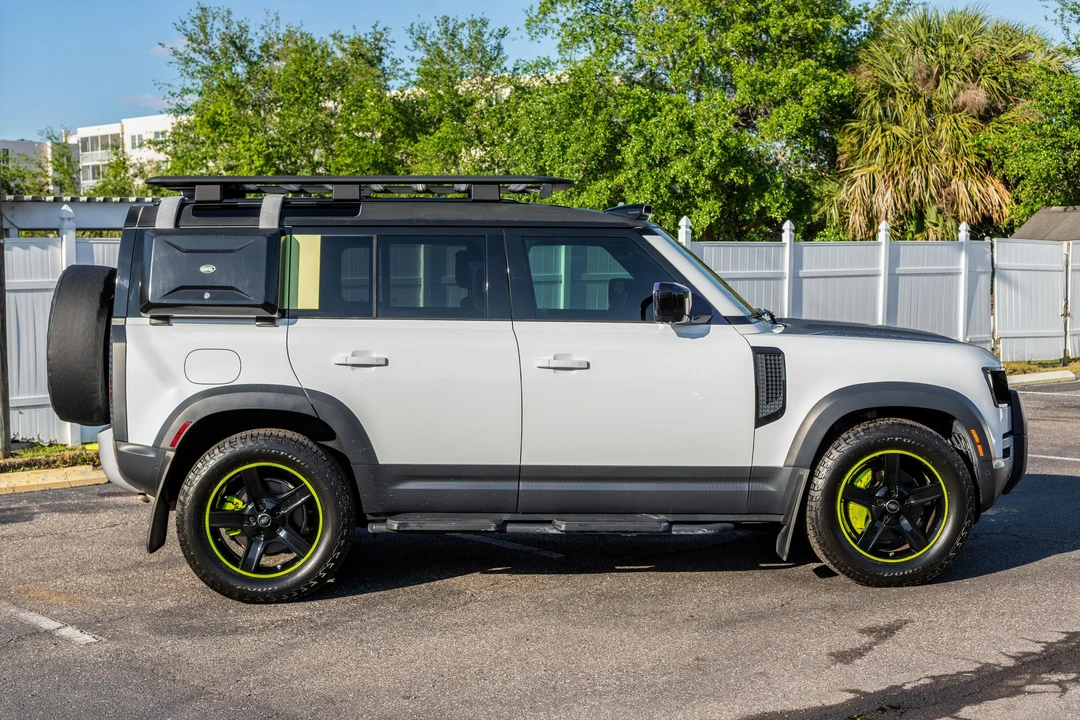 2020 Land Rover Defender L663 - Image 8 of 31