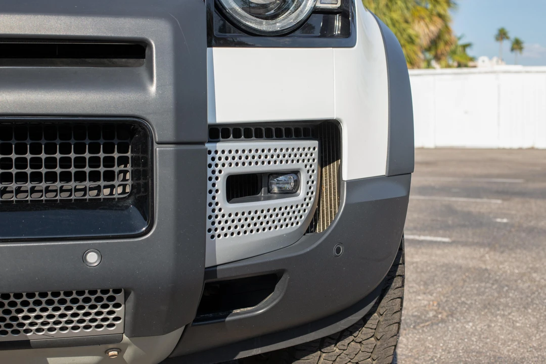 2020 Land Rover Defender L663 - Image 24 of 31