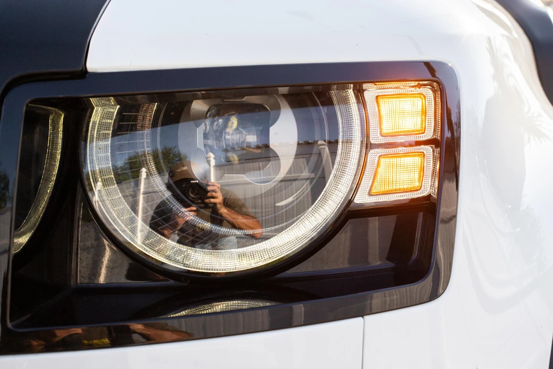 2020 Land Rover Defender L663 - Image 22 of 31